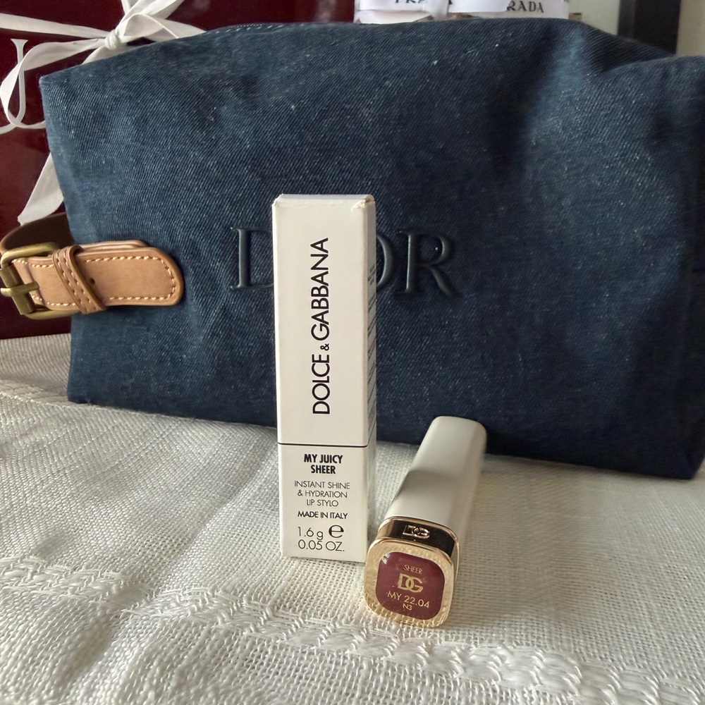 Dolce & Gabbana Sheer Lipstick in Deep Rose